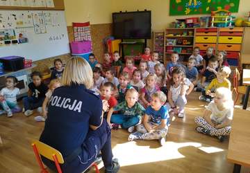 Wizyta Policjantki w przedszkolu