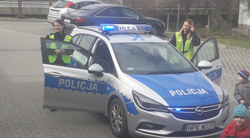 Policjantki w przedszkolu